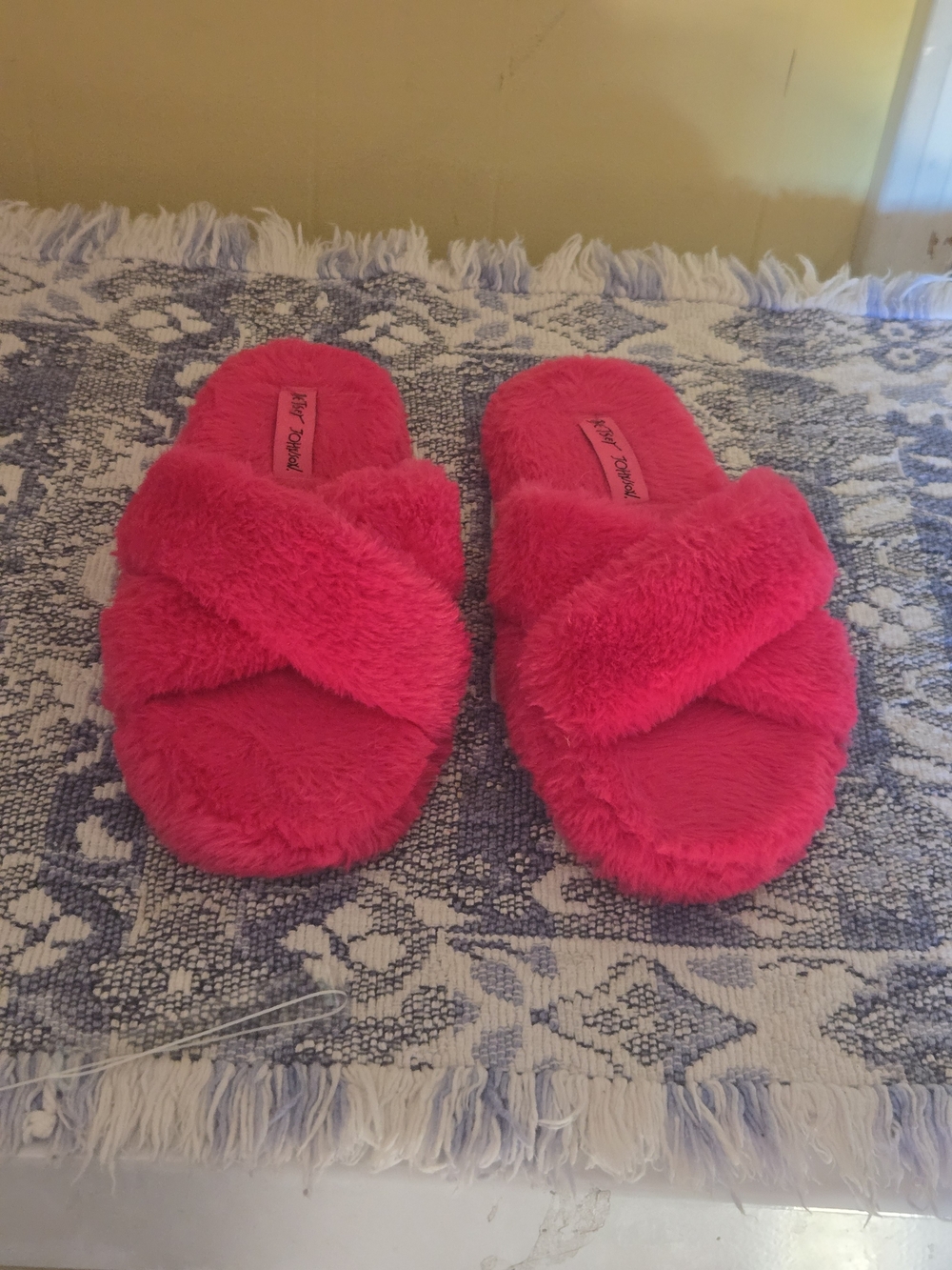 Betsey Johnson Hot Pink Fuzzy Crisscross Slide Slippers